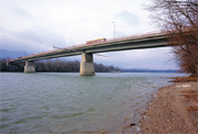 Tahitótfalu, Tildy Zoltán híd a Szentendrei-Dunán